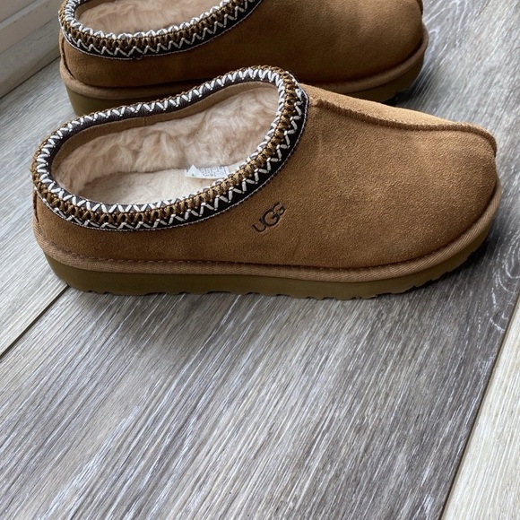 Women’s UGG Tasman Brown Suede Slippers Clogs New Without Box - Picture 1 of 5